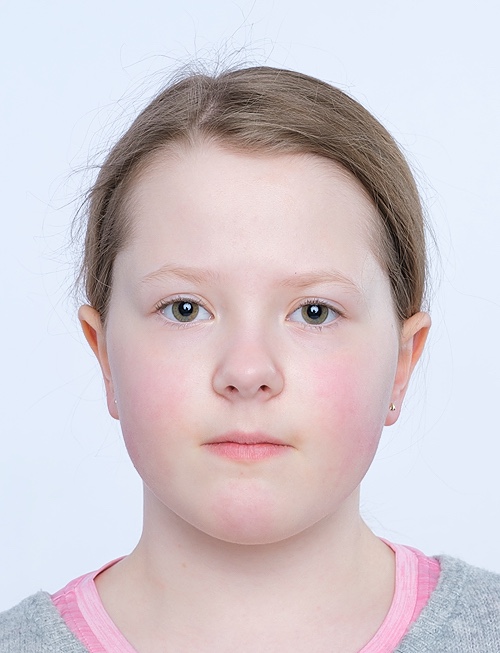 Child passport photo at Studio Weird in Jokela, Tuusula